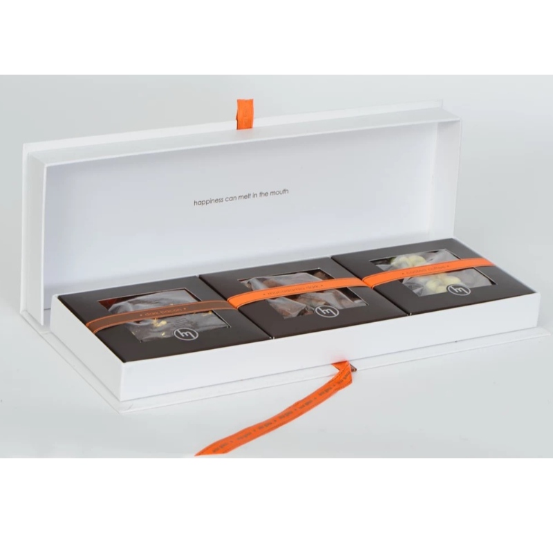 confezione regalo in cartone di lusso con stampa e dimensioni personalizzate