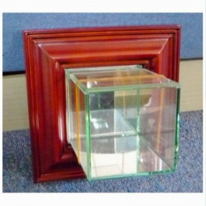 Vetrina da baseball montata a parete