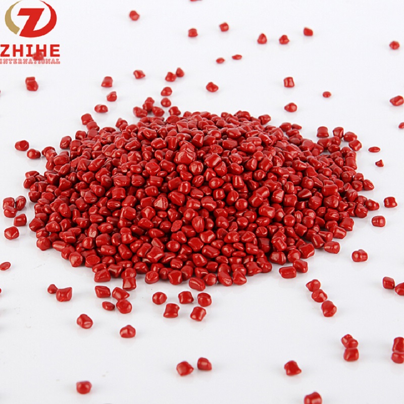 la buona qualità del materiale in plastica color rosso oli