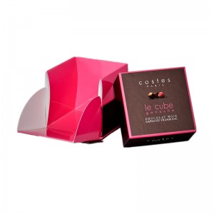 grande disegno complicato cassetto.