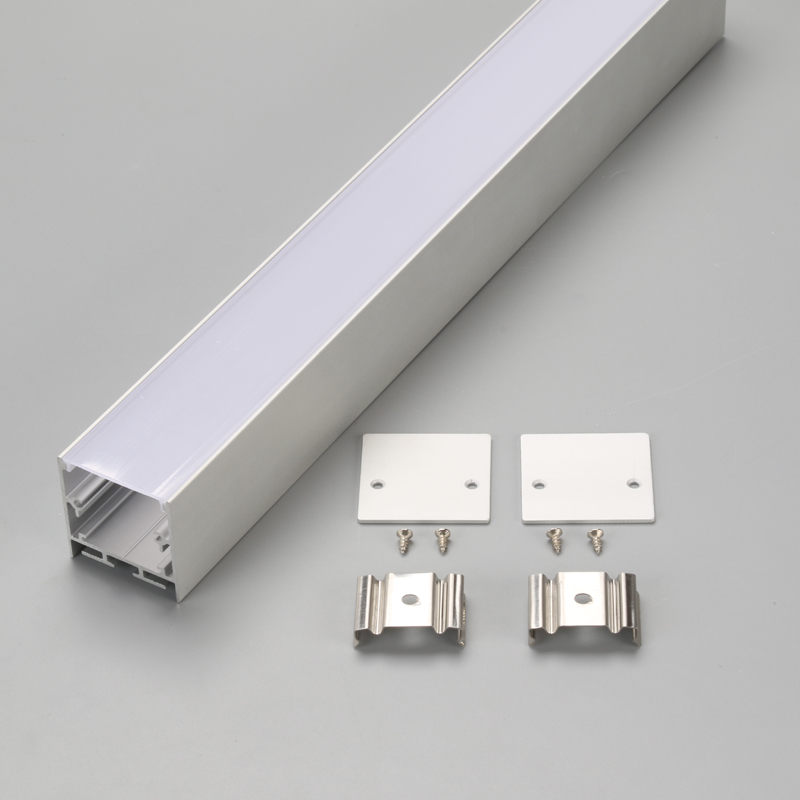 Profilo in alluminio argentato per l'illuminazione del telaio a strisce LED
