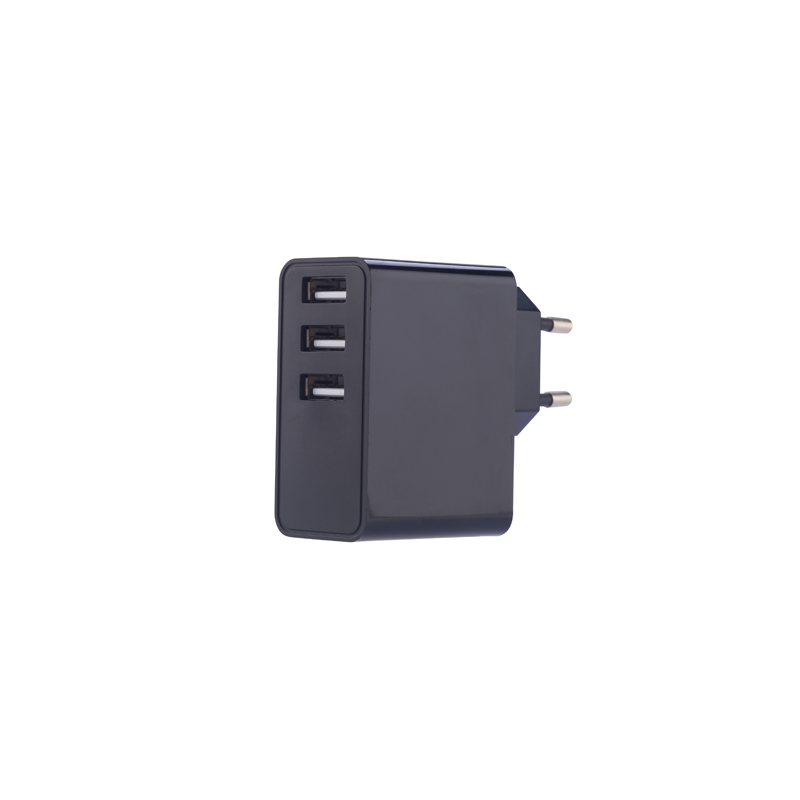 KPS-8704LC Caricatore a muro per porta Tri-USB