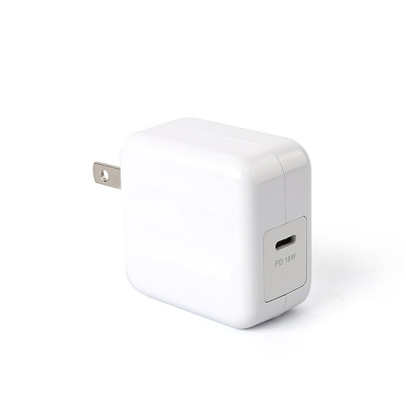 Caricabatterie da viaggio KW-8409LC PD 18W