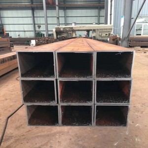 Tubo quadrato senza cuciture