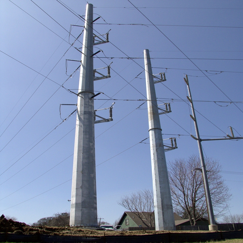 Torre della linea di trasmissione di energia elettrica
