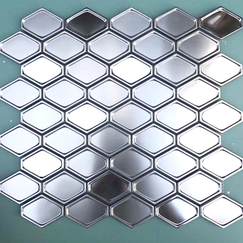 Ultime mattonelle di mosaico della lanterna dell'acciaio inossidabile delle mattonelle della parete di progettazione per la cucina Backsplash