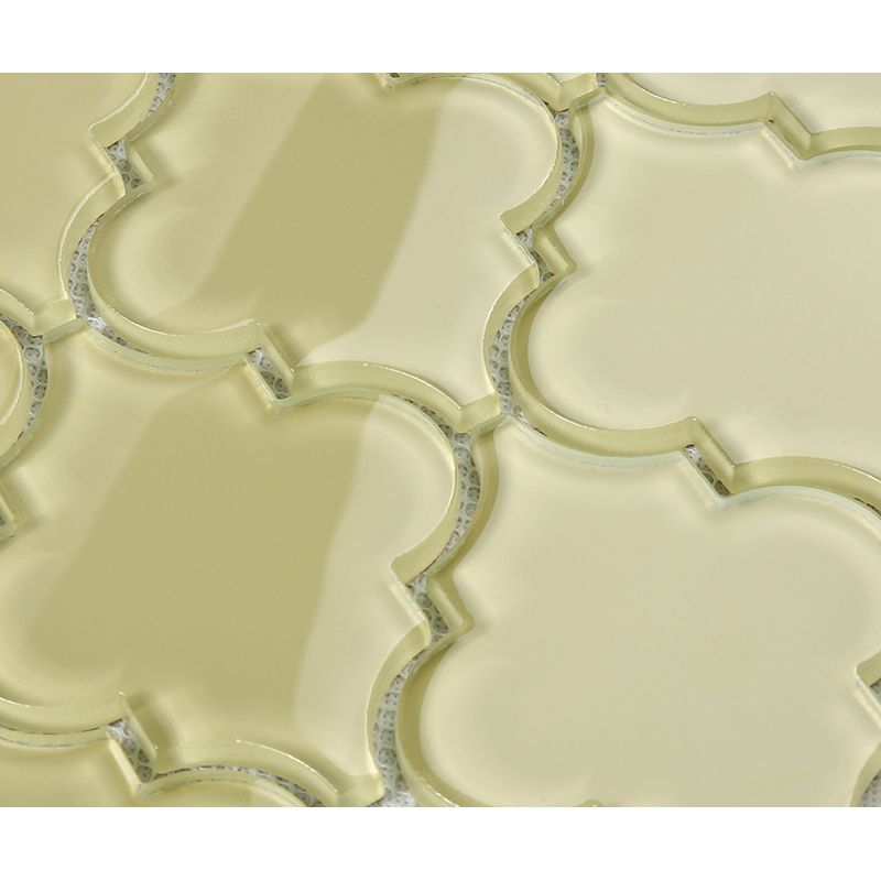Mattonelle di mosaico del bagno della parete della stanza da bagno di vetro di Arabesque della lanterna gialla luminosa della lanterna