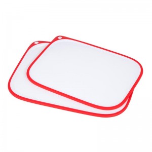 Tagliere da cucina in plastica antiscivolo di dimensioni multiple