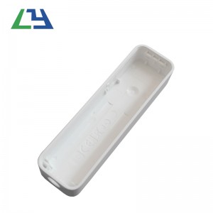 Produttore di componenti in plastica con componenti in plastica stampati ad iniezione di alta precisione