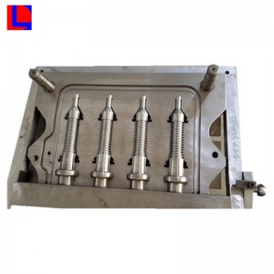 Produttore di stampi in gomma di alta qualità / Stampaggio gomma automobilistica / Stampi in gomma per ricambi auto