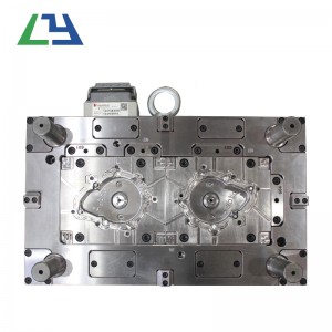 Muffa di plastica dell'iniezione del trasportatore del pannello degli strumenti automatico dell'automobile centrale