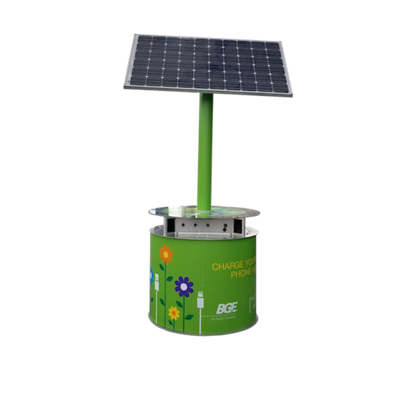 Caricabatterie solare per stazione di ricarica