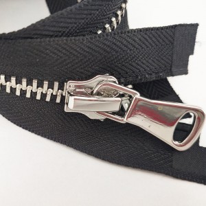 8 号 丫 牙 开口