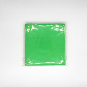 Buon prezzo stoviglie di carta personalizzato set di stoviglie vacanza di colore brillante