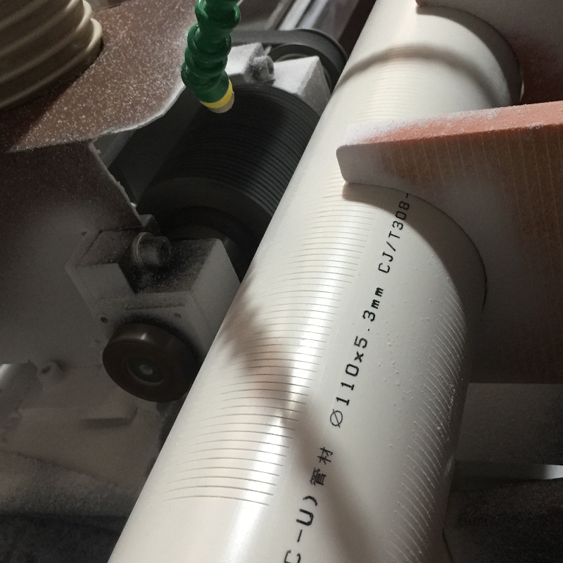 Tubo filtrante in PVC da 4 pollici con attacco filettato