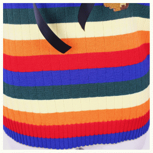 Maglione del pullover del panno delle donne delle bande dell'arcobaleno delle strisce di arcobaleno di intarsio dell'orsacchiotto del ODM su ordinazione
