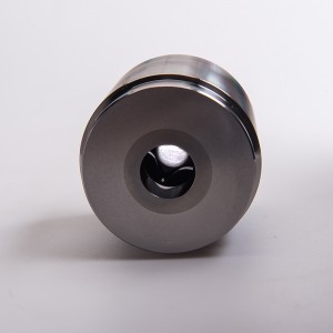 inserto in acciaio con inserto in metallo duro per la vite a gradino