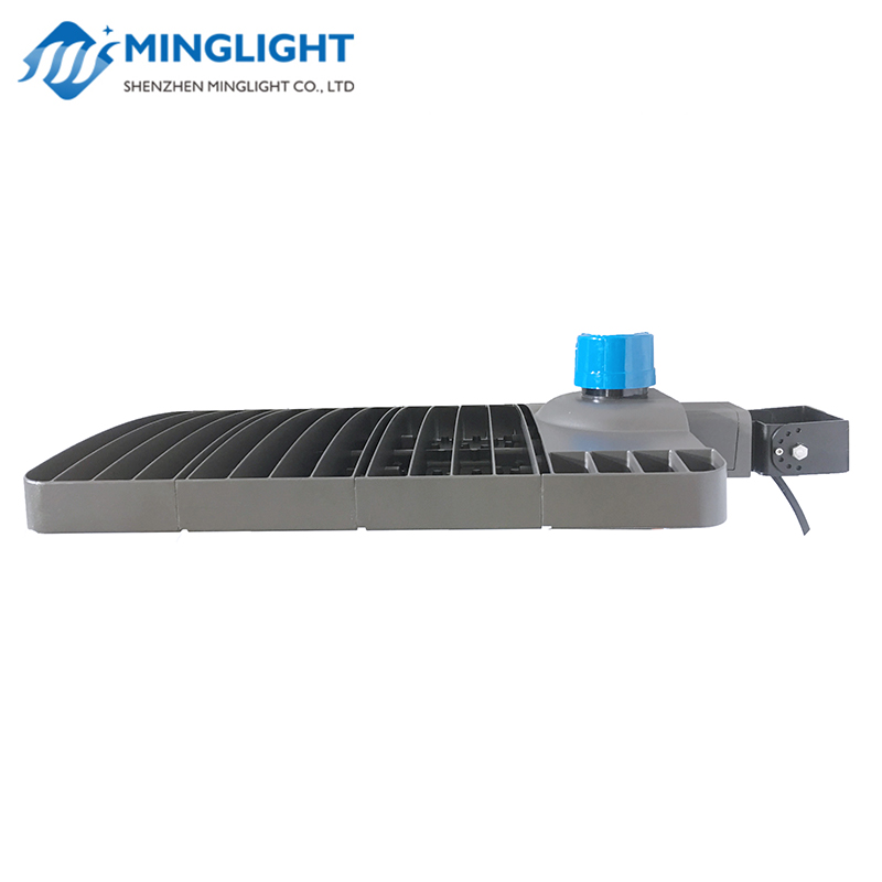 DLC ETL elencato led parcheggio shoebox light 4 tipi staffe IP66 pole street lighting