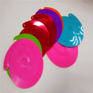 Attaccatura dell'aerostato delle decorazioni del partito di turbinio della stagnola