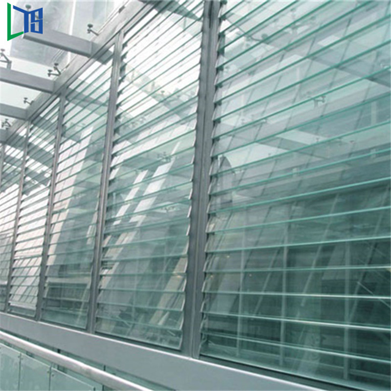 Finestra di alluminio regolabile Louver Finestra di piccole finestre per bagno Finestra di vetro standard australiano feritoie