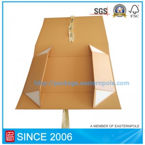 Scatola pieghevole personalizzata con nastro