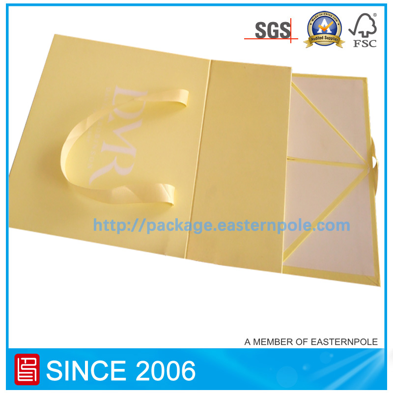 Scatola per imballaggio con guarnizione magnetica pieghevole gialla