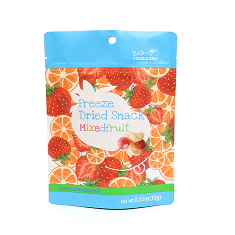 I sacchetti di frutta secca appena confezionati possono essere utilizzati per contenere sacchetti di frutta secca o noci