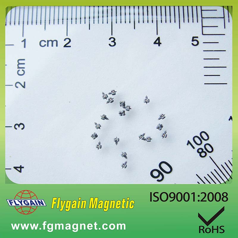 Micro magnete per orologio motore