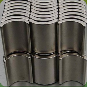 Magnete ad arco con generatore a magneti permanenti da 100kw