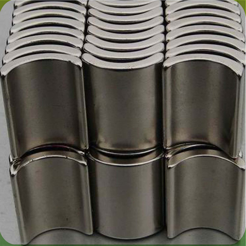 Magnete ad arco con generatore a magneti permanenti da 100kw