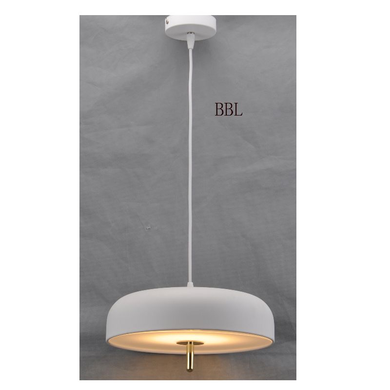 Lampada a sospensione a LED con paralume in metallo