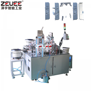 Attrezzatura per l'assemblaggio automatico dell'attuatore di parti di porte e finestre