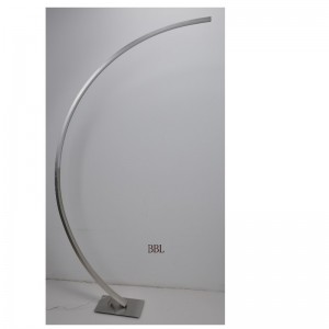 Lampada da terra a LED con dimmer tattile sulla parte superiore della lampada