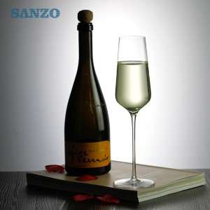 Bicchiere da champagne con cilindro rosa flute champagne su misura in vetro nero SANZO