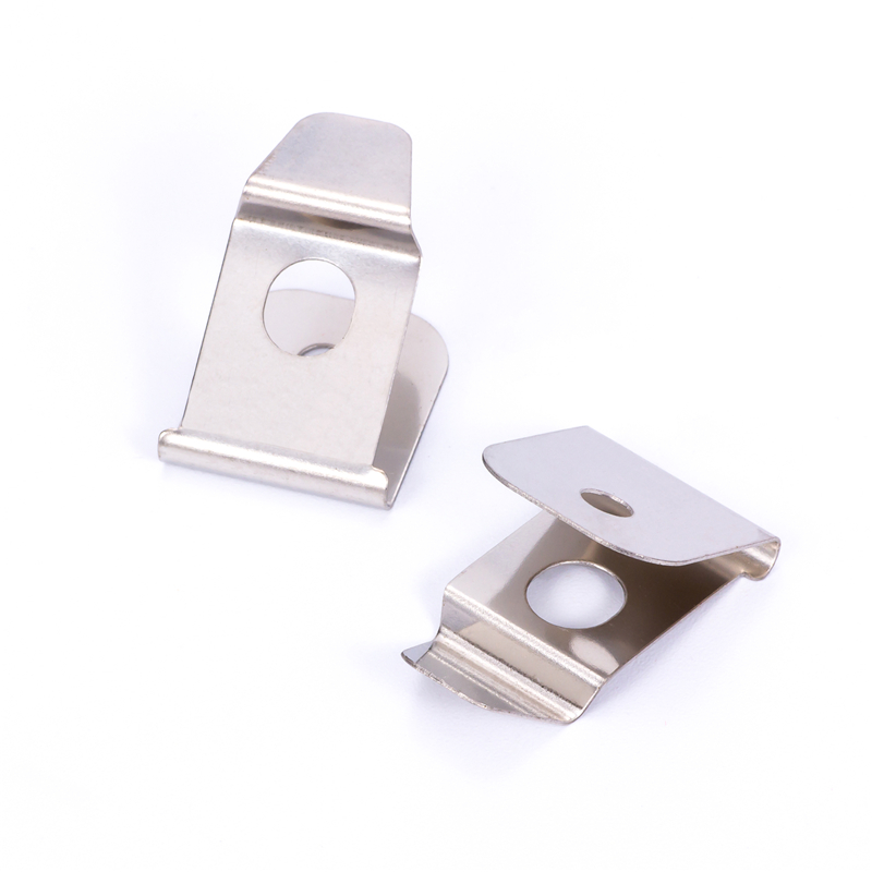 Clip in metallo lucidato a specchio con ornamenti in acciaio inossidabile