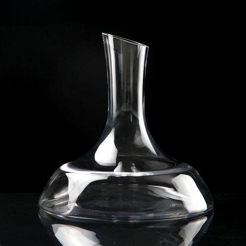 Decanter per vino di qualità Decanter di design Caraffa per vino rosso 2300ML Decanter per vetro senza piombo Aeratore per vino di qualità superiore