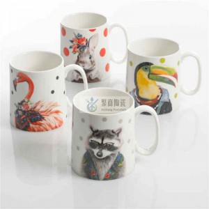 set di bicchieri da tavolo