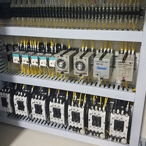 Macchina per l'illuminazione UV