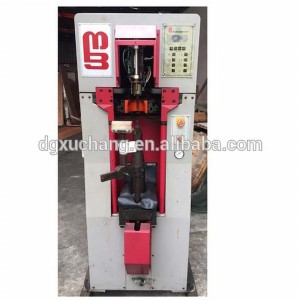 MOLINA Bianchi MARK8 Macchina automatica per la tenuta del tallone in cemento utilizzata per la fabbricazione di scarpe