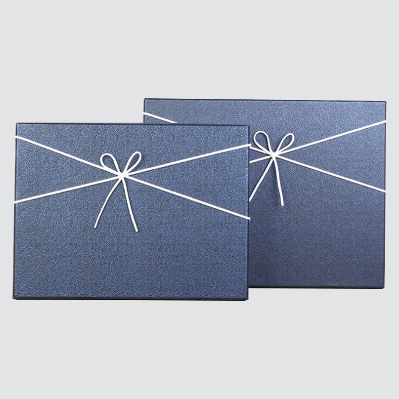 Contenitore di regalo decorativo di stile semplice del cappuccio di formato del cappuccio di formato dell'abbigliamento