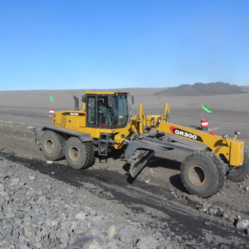 Cina Cheap XCMG 300HP Motor Grader Gr300 nuovo in vendita