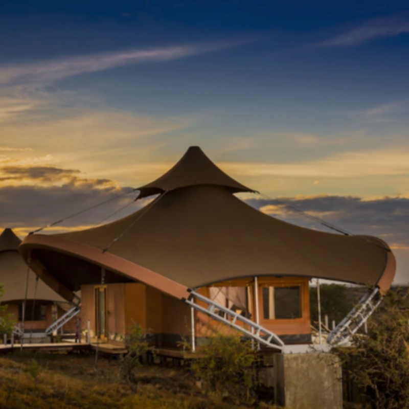 Tenda prefabbricata della sistemazione di hotel della struttura della membrana di PVDF di doppi strati delle case di safari in Sudafrica