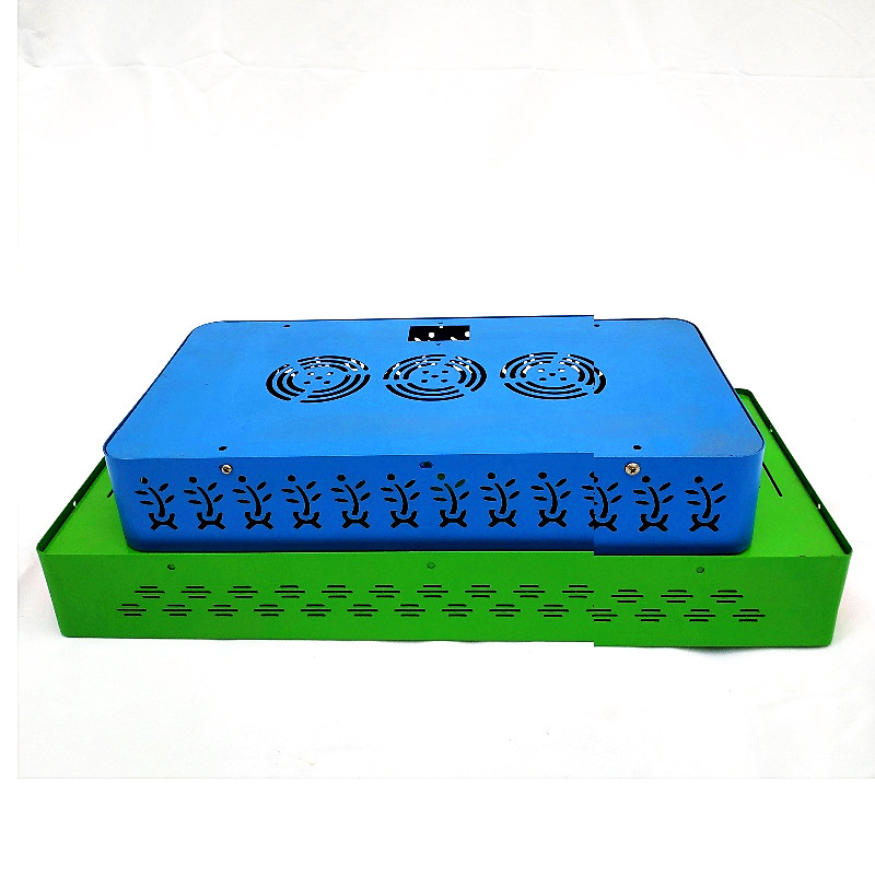 Modelli multipli di alloggiamento delle lampade