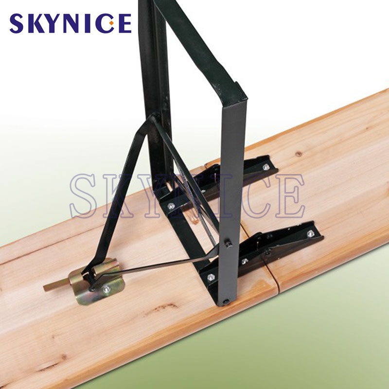 Set da tavolo da pranzo per birra da pranzo con panche in legno