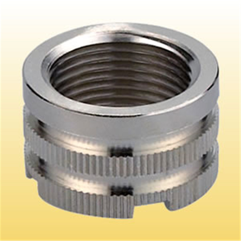 raccordo di inserti metallici