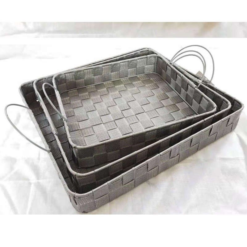 Cestino in tessuto con manici