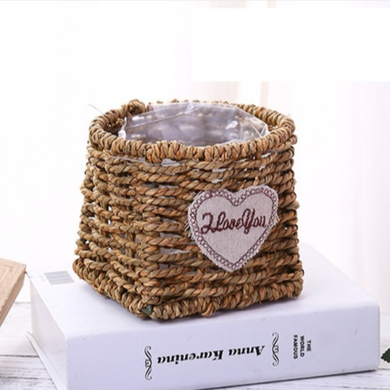 Cestino della decorazione domestica