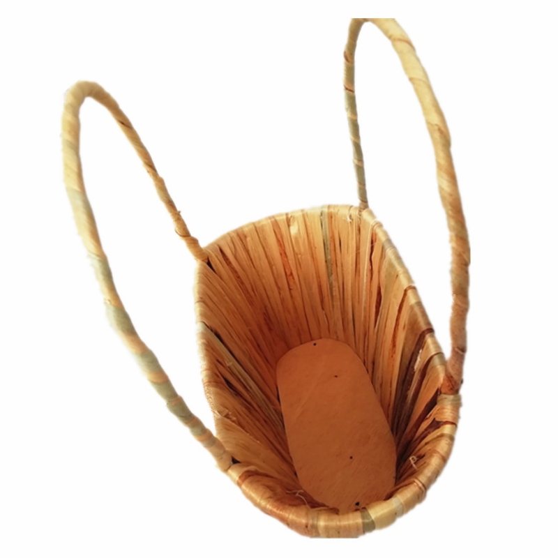 Cesto floreale in paglia con manico