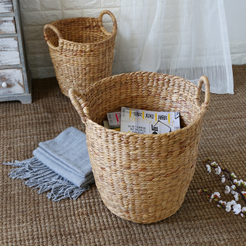 Cesto portaoggetti in paglia per bucato