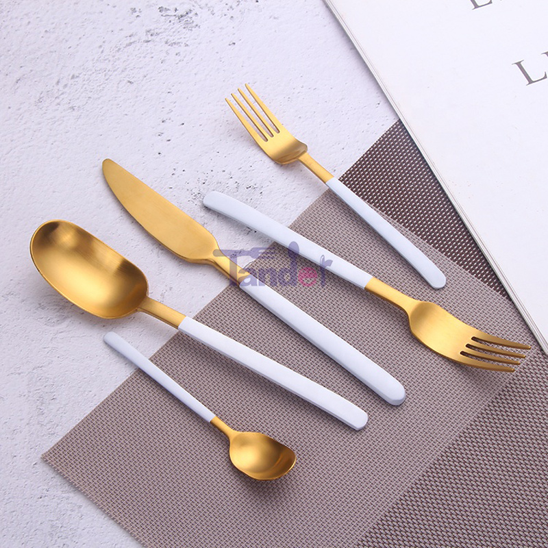 Bianchi e oro Flatware PVD Coating Stainless Steel White Cutlery Set